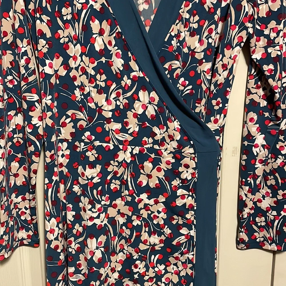 Banana Republic Wrap Dress - Picture 2 of 3